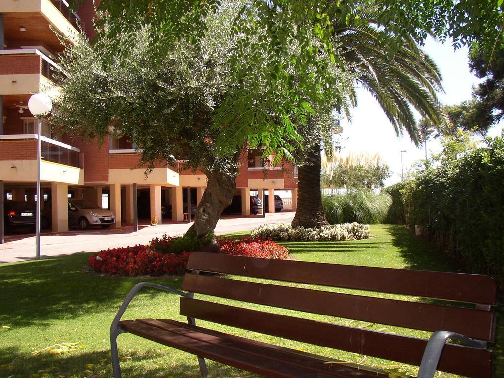 Apartamentos Alquihouse Vilafortuny Cambrils Buitenkant foto