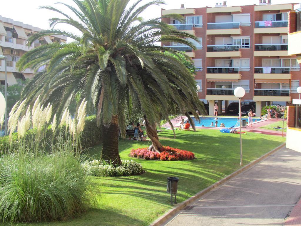 Apartamentos Alquihouse Vilafortuny Cambrils Kamer foto